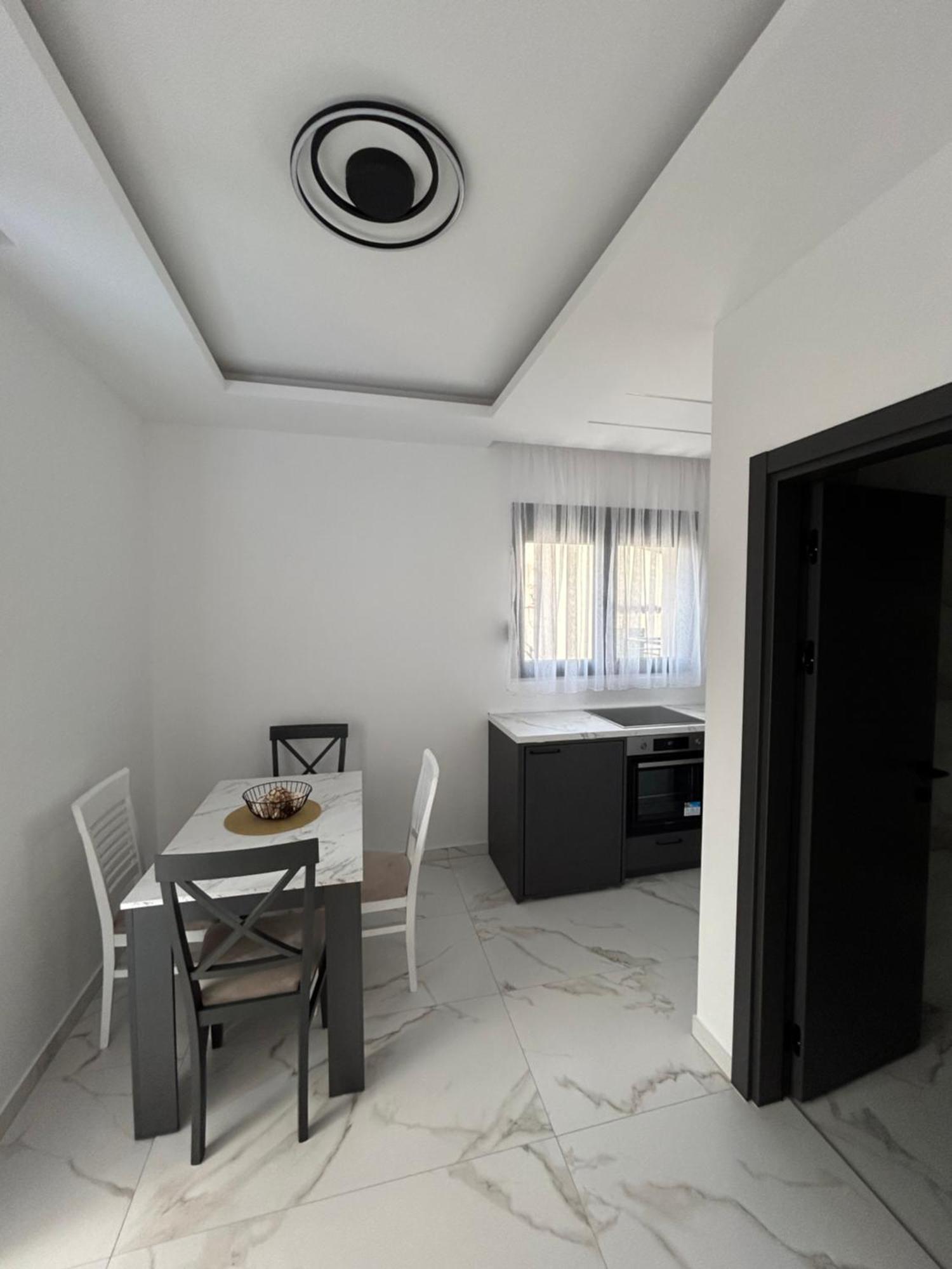 Merlin Prestige Apartments Budva Exteriör bild