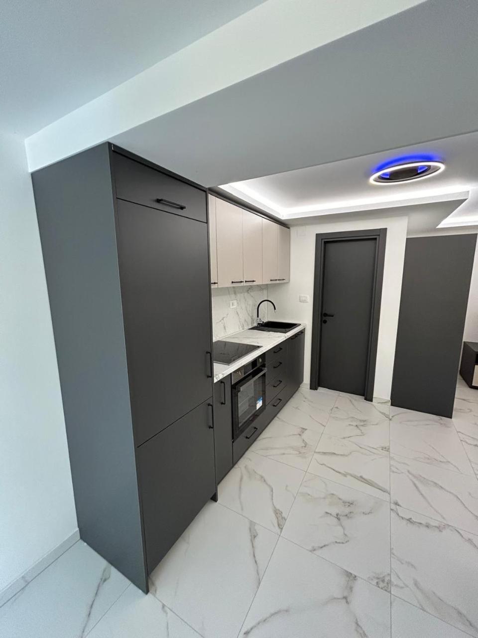 Merlin Prestige Apartments Budva Exteriör bild